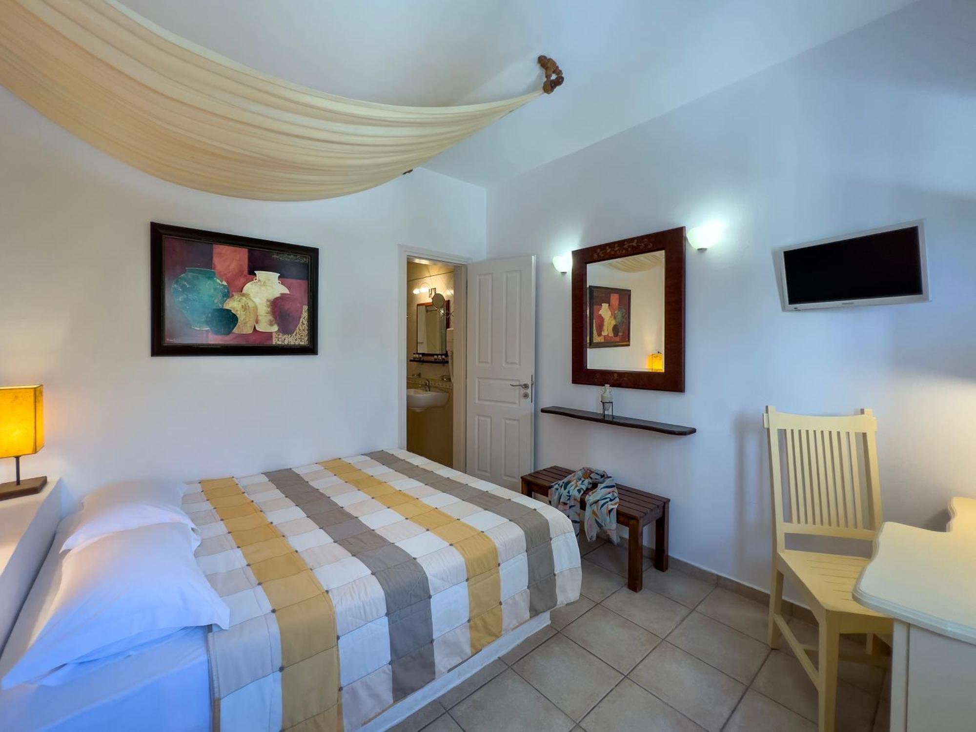 Chora Resort Hotel & Spa Folegandros Town Ngoại thất bức ảnh